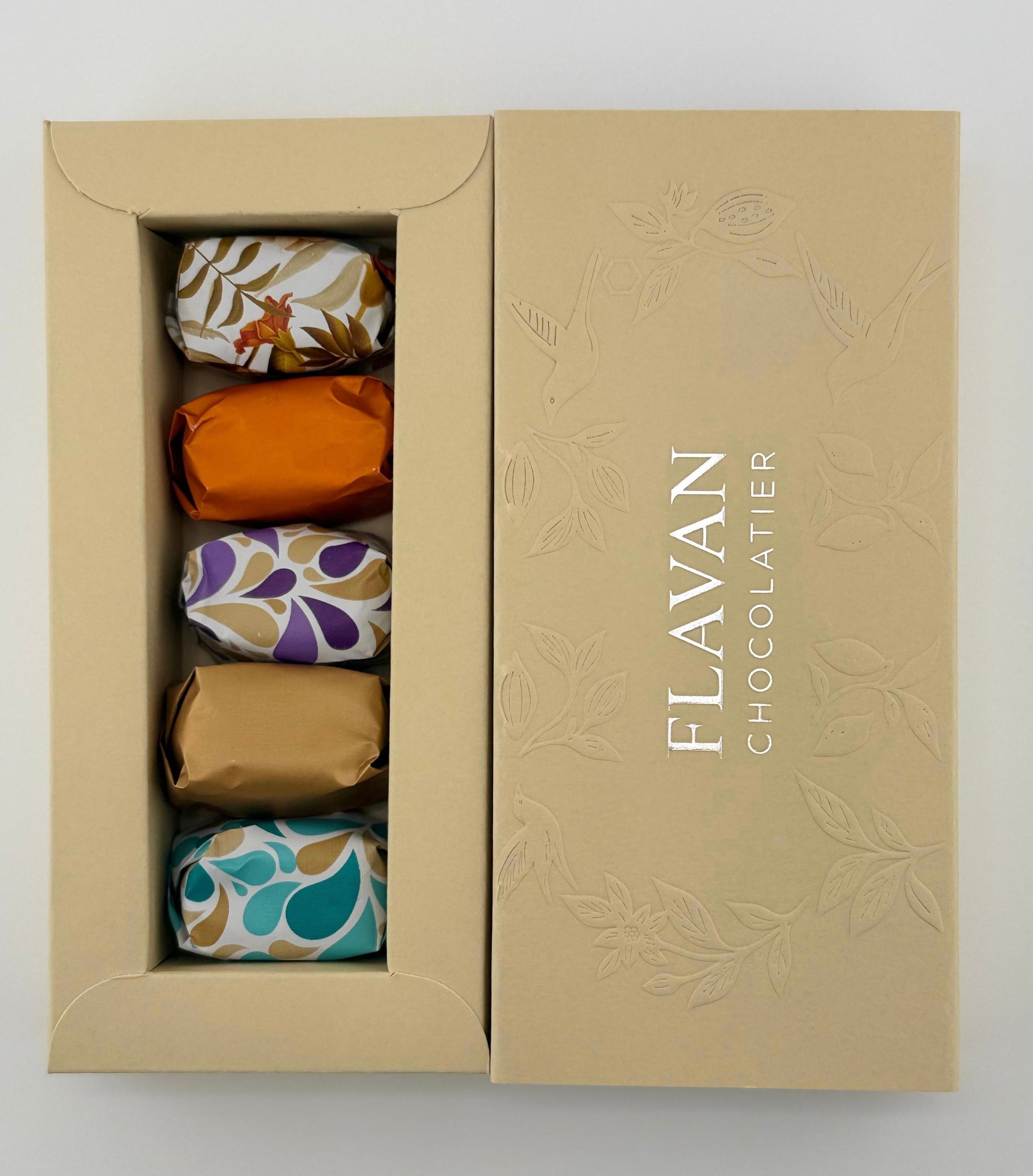 Box of 5 pralines Dates